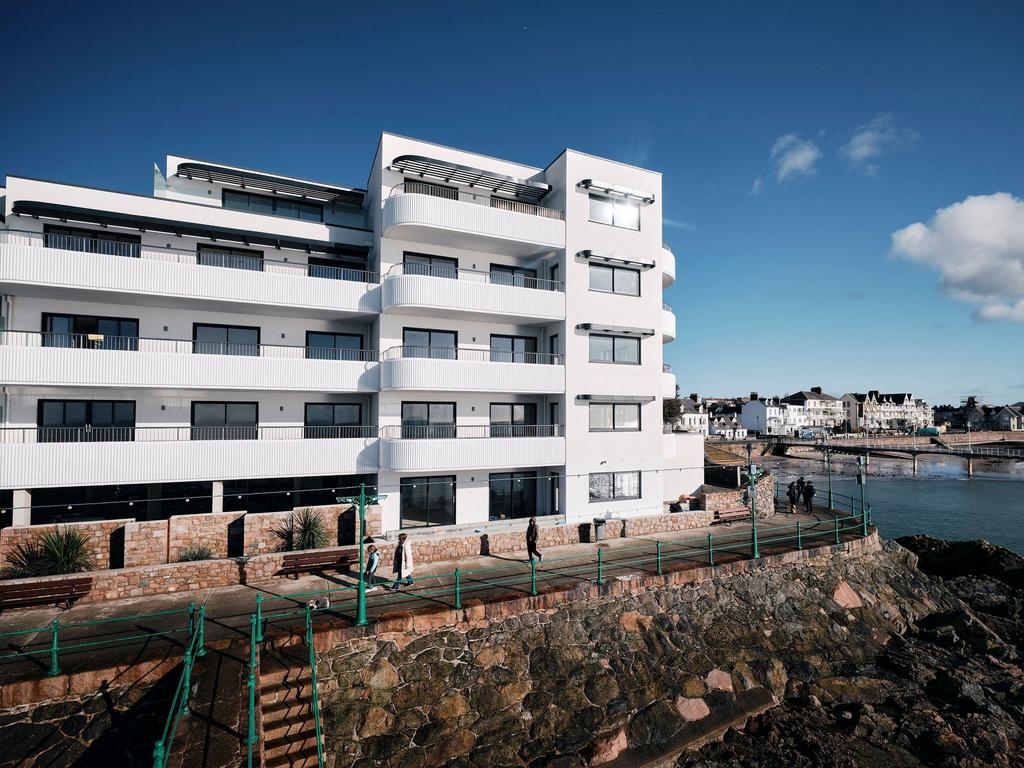 Le Harve des Pas, Jersey JE2 2 bed apartment for sale - £725,000