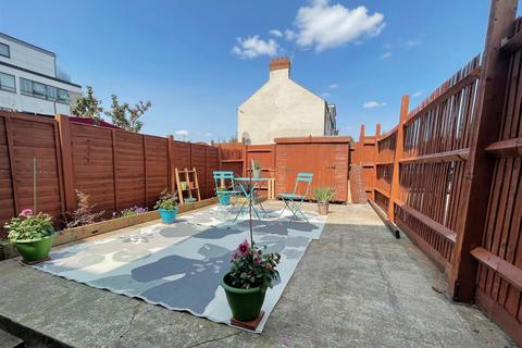 49 Miles Road, Mitcham, CR4 3DA