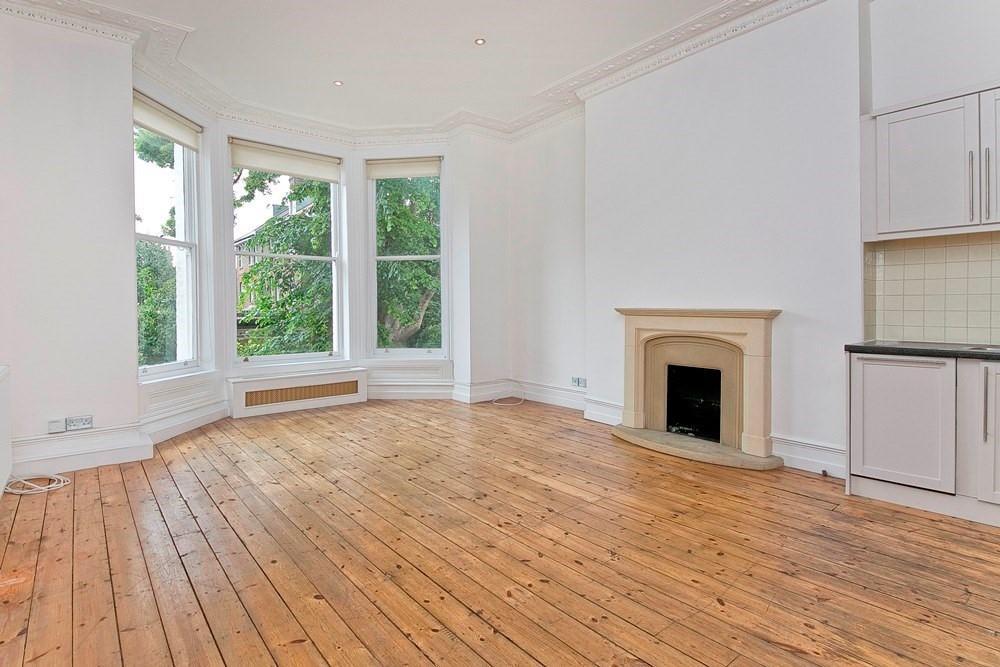Fitzjohns Avenue, Hampstead NW3 2 bed flat to rent £2,950 pcm (£681 pw)
