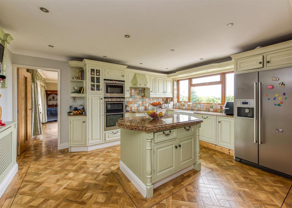 Woodbank Cottage Kitchen B.jpg