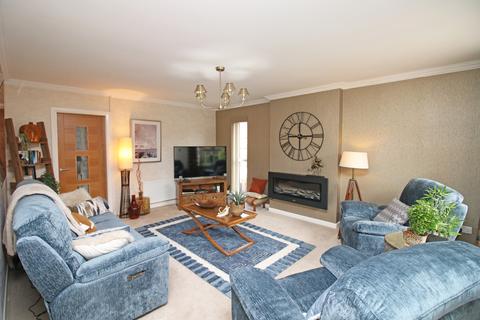 5 Chaffinch Close, Thornton-cleveleys, FY5 2UR