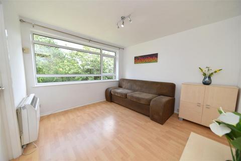 Studio for sale, Savoy Close, Birmingham B32