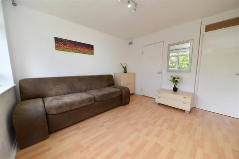 Studio for sale, Savoy Close, Birmingham B32