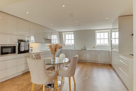 3 bedroom apartment for sale, Clocktower Drive, Southsea