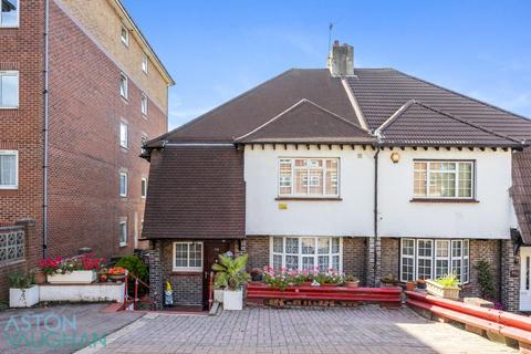 4 bedroom semi-detached house for sale, Holland Road, Hove BN3