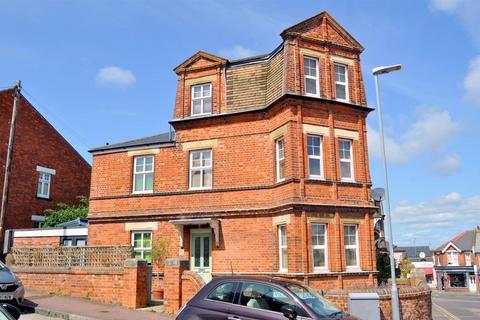 3 bedroom end of terrace house for sale, Vicarage Lane, Old Town, Eastbourne