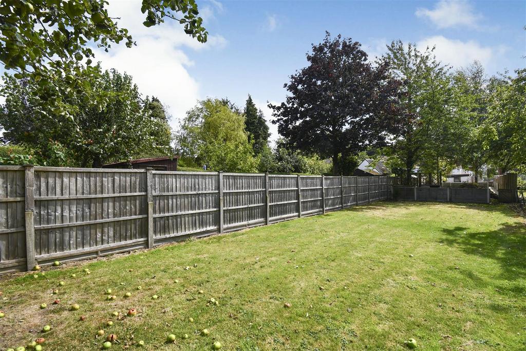 Rear external - third quarter