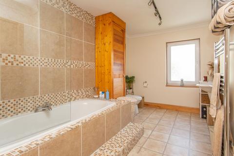 22 Mayfield Avenue, Dover, CT16 2PJ