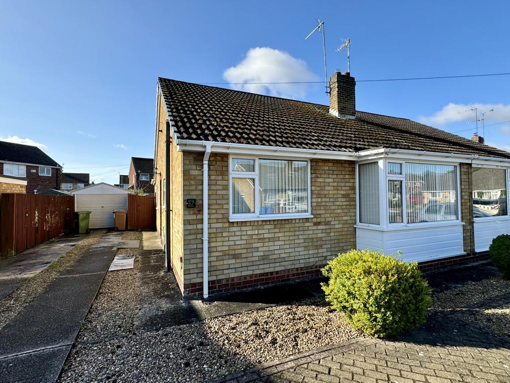 2 Bedroom semi detached Bungalow   for Sale