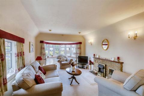 2 bedroom detached house for sale, Attenborough Lane, Attenborough