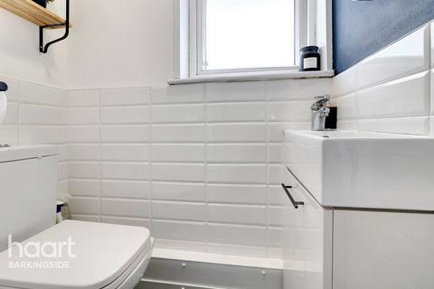 8 Tiptree Crescent, Ilford, IG5 0SZ
