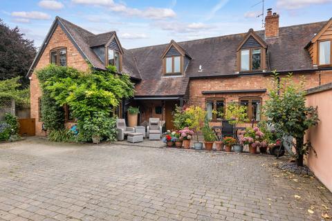 5 bedroom barn conversion for sale, Park Farm Barn, Church Lane, Hallow, Worcester.  WR2 6PF