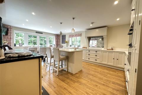 4 bedroom end of terrace house for sale, Devon