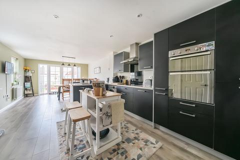 14 Buccaneer Avenue, Brockworth, Gloucester, GL3 4TG
