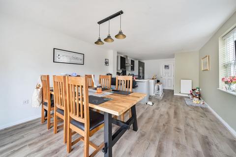 14 Buccaneer Avenue, Brockworth, Gloucester, GL3 4TG