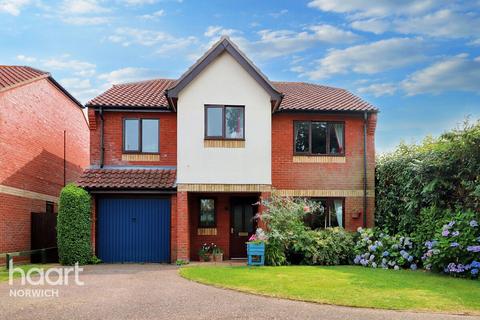 4 bedroom detached house for sale, Maybank, North Walsham