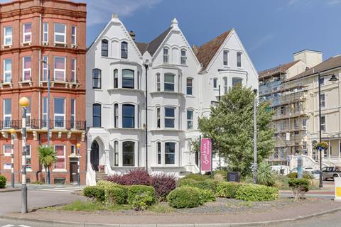 2 bedroom apartment for sale, Osborne Road, Southsea