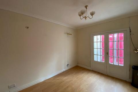 110 Foden Road, Birmingham, B42 2EW