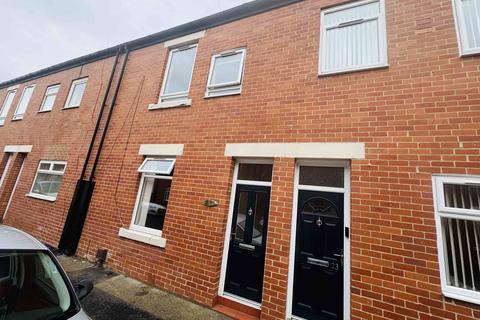 3 bedroom terraced house to rent, Stavordale Street West, Seaham, Co.Durham, SR7