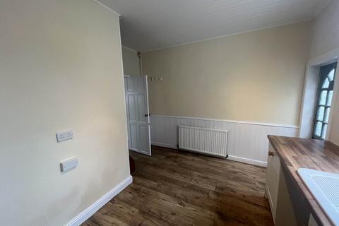 2 bedroom terraced house to rent, Bailey Street, Prestwich