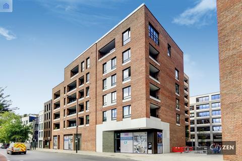 2 bedroom flat for sale, Rosewood Building, Cremer Street, London E2