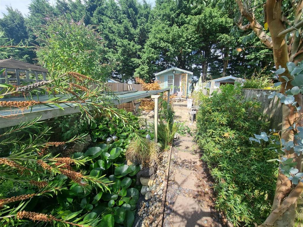 Garden 3