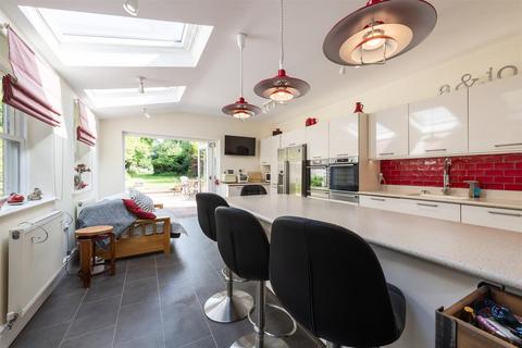 205 Station Road, Knowle, Solihull, B93 0PU
