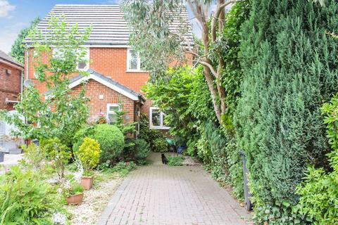 3 bedroom semi-detached house for sale, Cromwell Street, Dudley, West Midlands