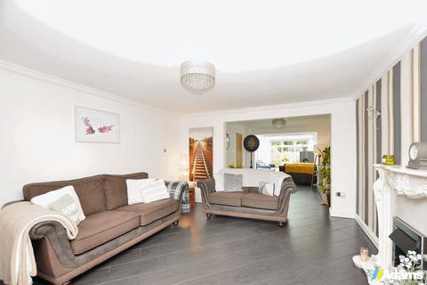 20 Ashbourne Avenue, Runcorn, WA7 4YD