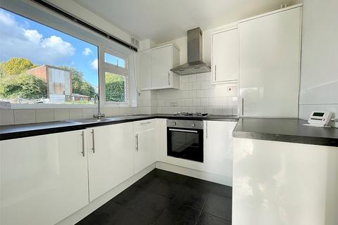 1 bedroom apartment to rent, Barkham Road, Berkshire RG41