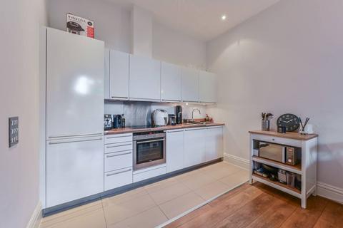 1 bedroom flat for sale, College Building, Kingsway Square, Prince of Wales Drive, London, SW11