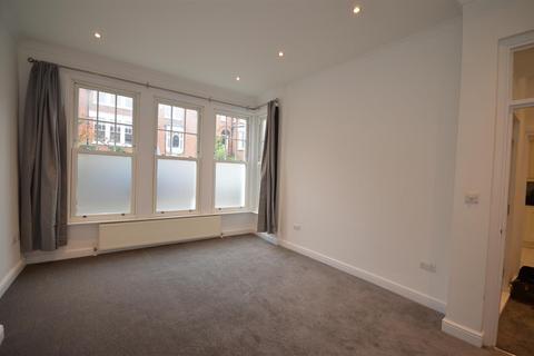 2 bedroom flat to rent, Woodland Gardens, London N10