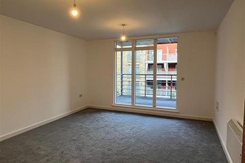 2 bedroom apartment to rent, Kingfisher Meadow, Maidstone