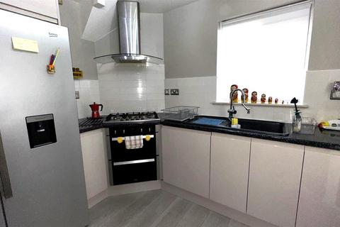 2 Shetland Close, Bradford, BD2 1HA