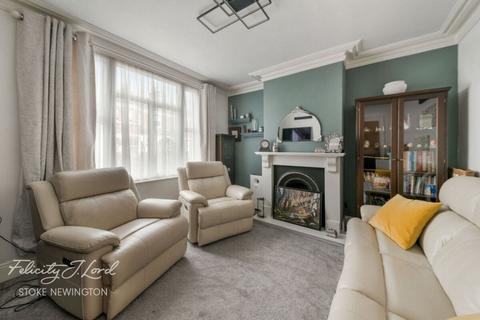 4 bedroom terraced house for sale, Windus Road, Stoke Newington, N16