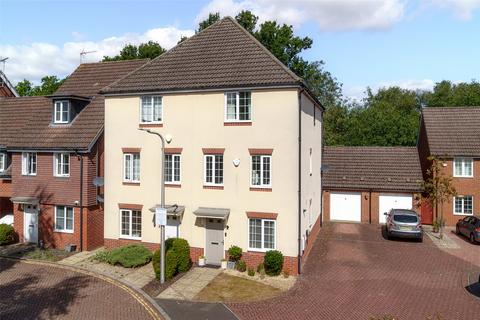 30 Wayside, Winnersh, Wokingham, RG41 1AD