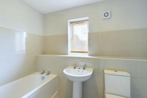 4 bedroom detached house for sale, 8, Oak View, Sarn, Newtown