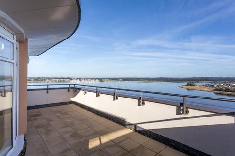 2 bedroom penthouse to rent, Aqua, Lifeboat Quay, Poole