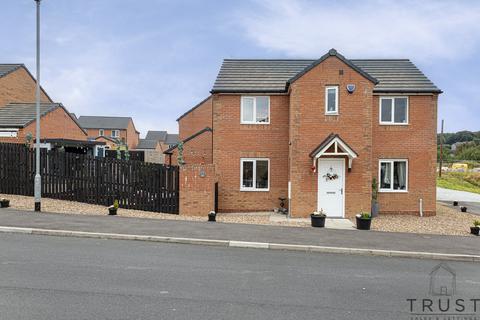 4 bedroom detached house for sale, Mirfield WF14