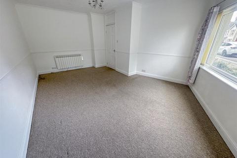 2 bedroom apartment to rent, Station Road, Wimborne