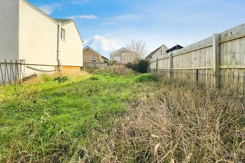 1 bedroom property with land for sale, Hillman Avenue, Jaywick, Clacton-on-Sea