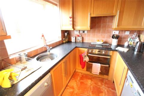 2 bedroom house for sale, Rochford Drive, Luton, Bedfordshire