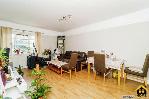 3 bedroom flat for sale, Fire Station Flats, Isleworth, Middlesex, TW7