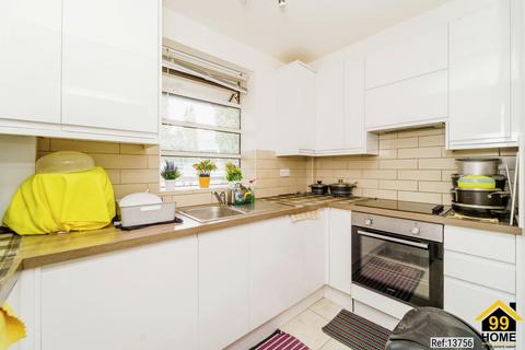 3 bedroom flat for sale, Fire Station Flats, Isleworth, Middlesex, TW7