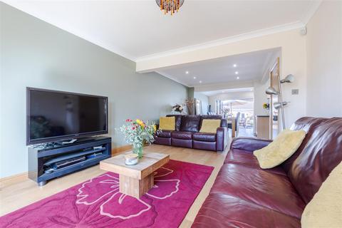 300 Ashby Road, Scunthorpe, DN16 2RS