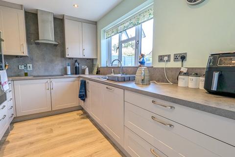 4 bedroom detached house for sale, Tiree Avenue, Worcester WR5