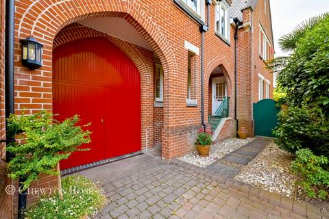 4 bedroom mews for sale, Connolly Court, VIRGINIA WATER