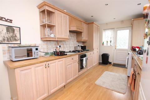 1 Stonecroft, Bradford, BD2 2HW