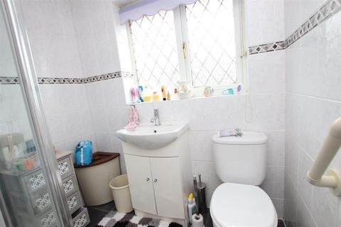 1 Stonecroft, Bradford, BD2 2HW