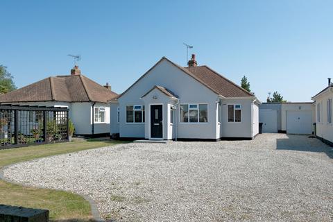 4 bedroom detached bungalow for sale, Kings Drive, Pagham, Bognor Regis, West Sussex PO21